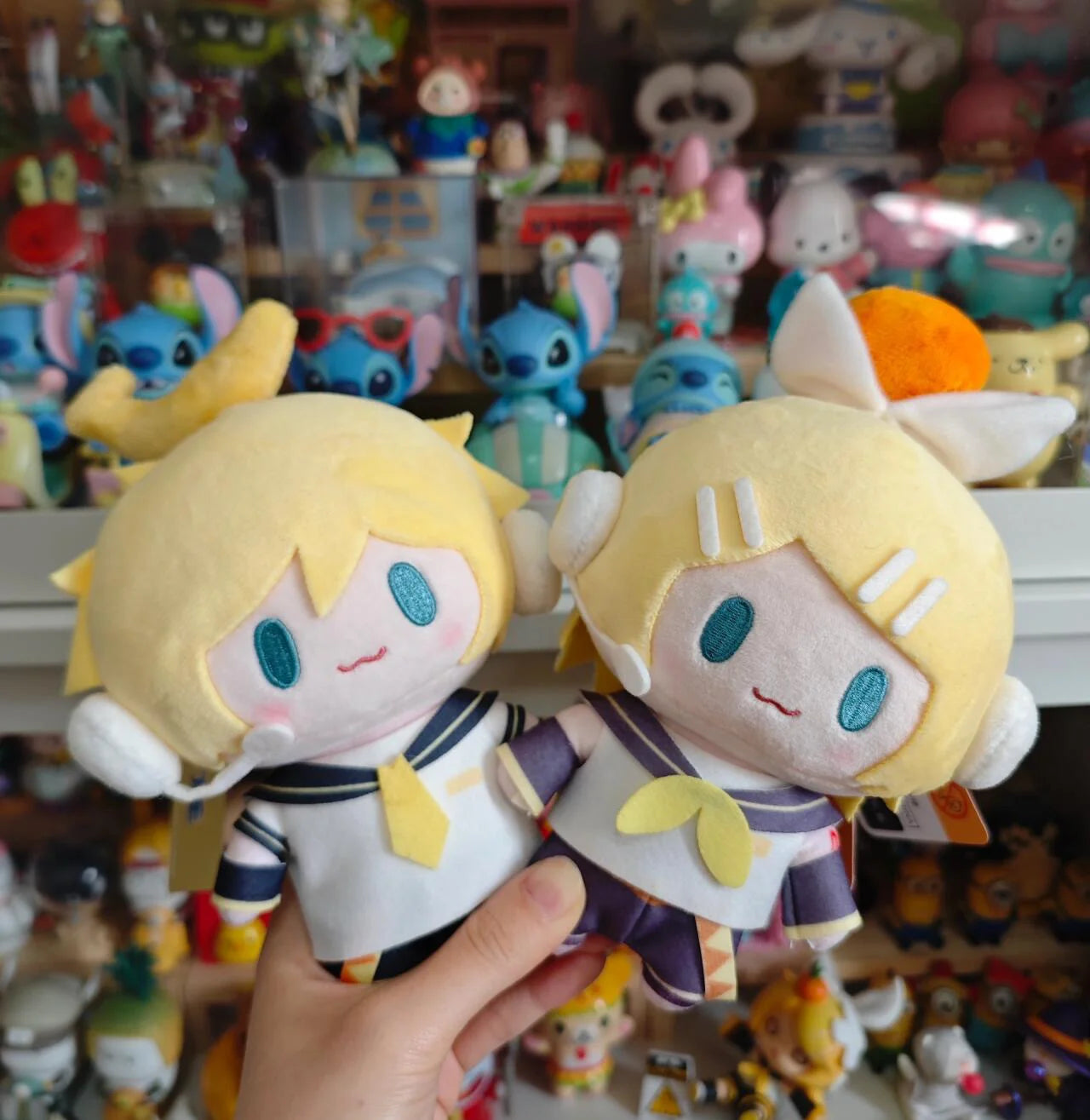 Hatsune Miku & Kagamine Plush Dolls – 15cm Kawaii Stuffed Figures