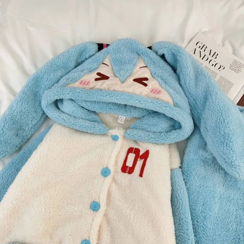 Hatsune Miku Winter Pajamas