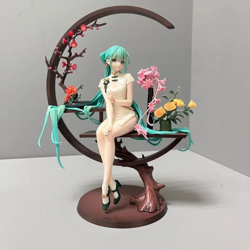 Vocaloid Hatsune MIku Tree FIgurine