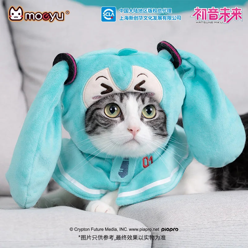Hatsune Miku Mini Hand Puppet & Pet Shawl – Squinting Eyes Cloak