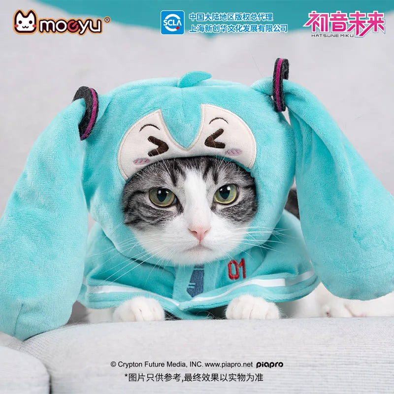 Hatsune Miku Mini Hand Puppet & Pet Shawl – Squinting Eyes Cloak
