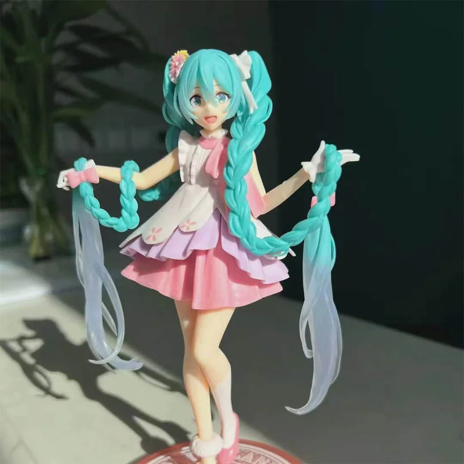 Hatsune Miku Anime Figurine